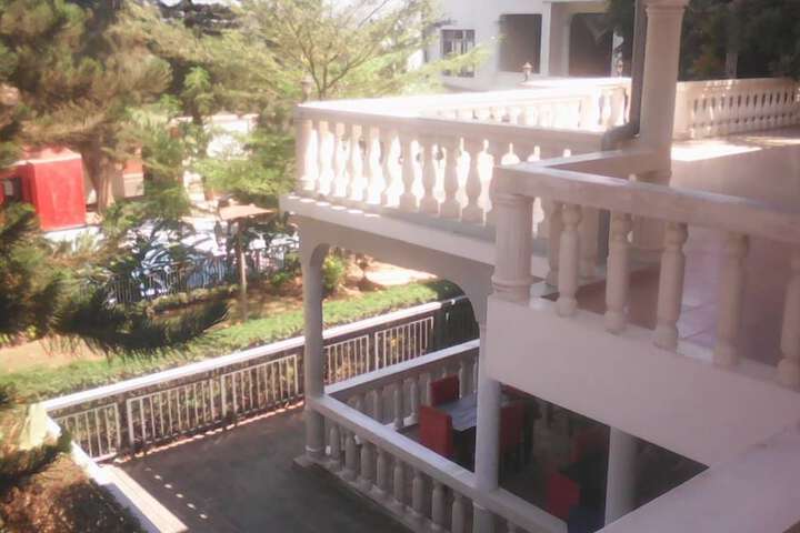 Property Grounds 15 of 23
