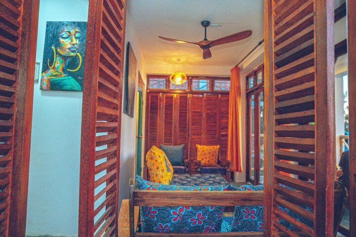 Room 65 of 162