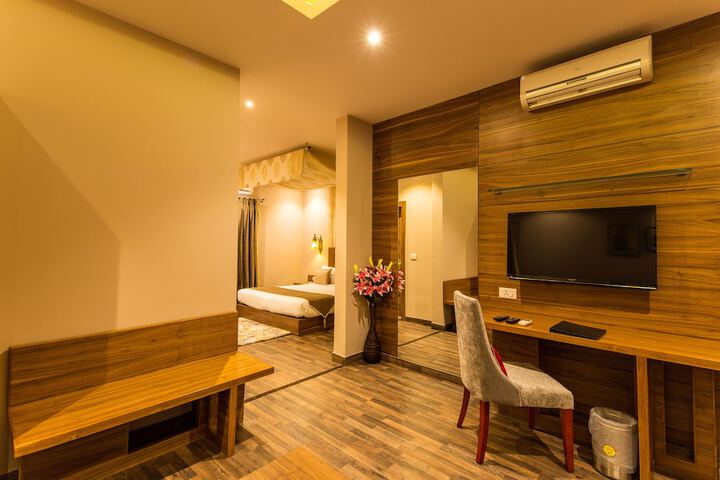 Room amenity