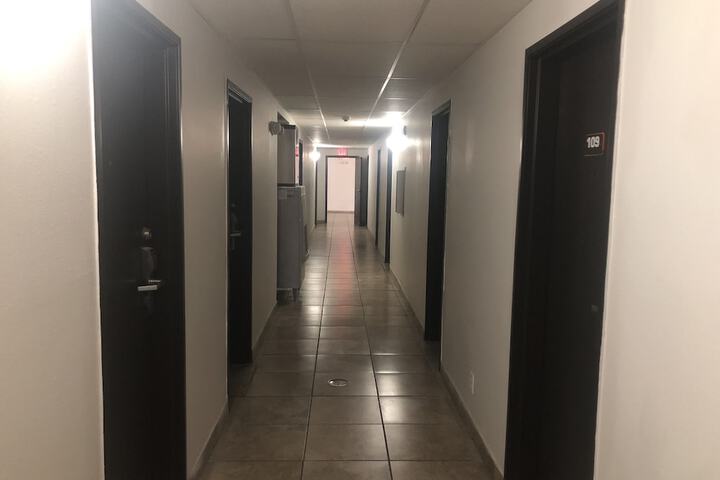 Ballroom/Hall 9 of 9