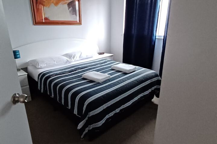 Room 18 of 83