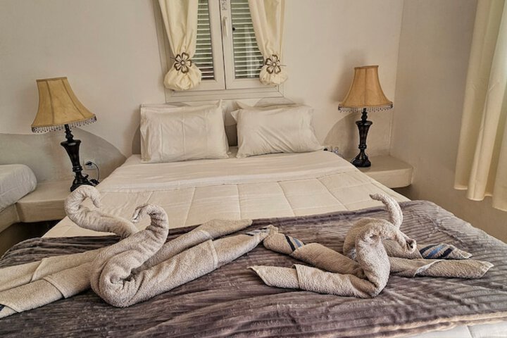 Room 15 of 278