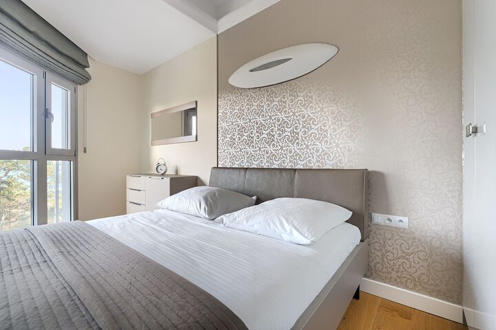 Room 56 of 272