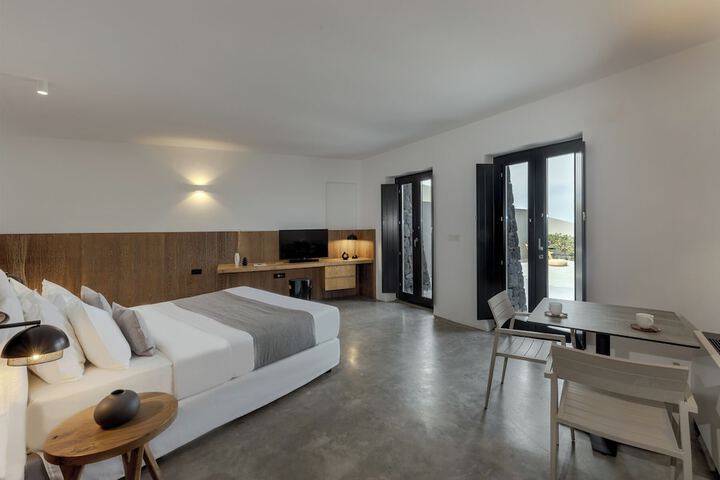 Room 25 of 151