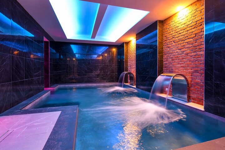 Pool 191 of 233