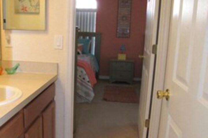 Room 12 of 31