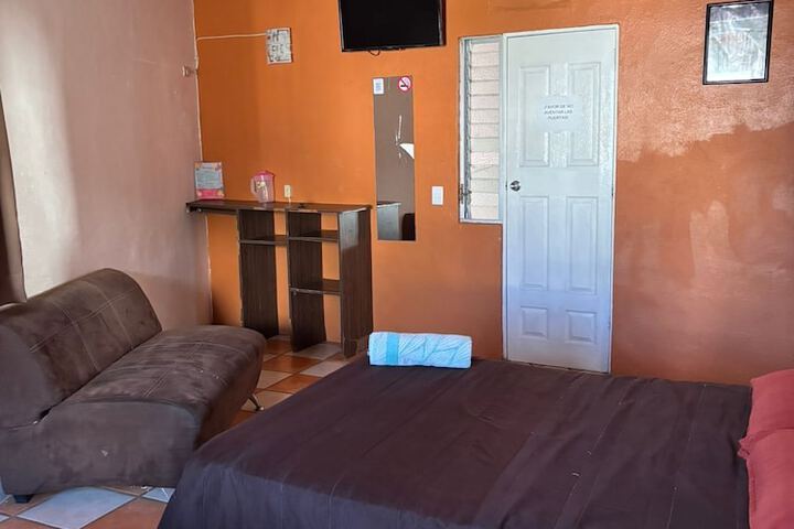 Room 26 of 70