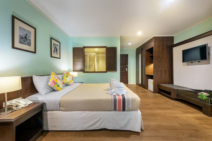 Room 12 of 61