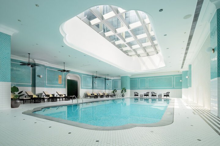 Pool 21 of 38