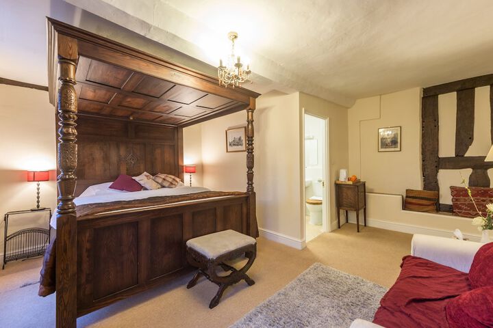 Room 5 of 45
