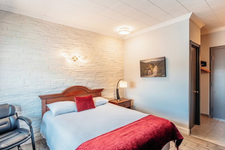 Room 14 of 38