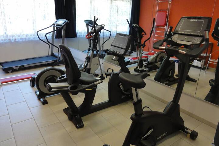 Health and Fitness 35 of 47