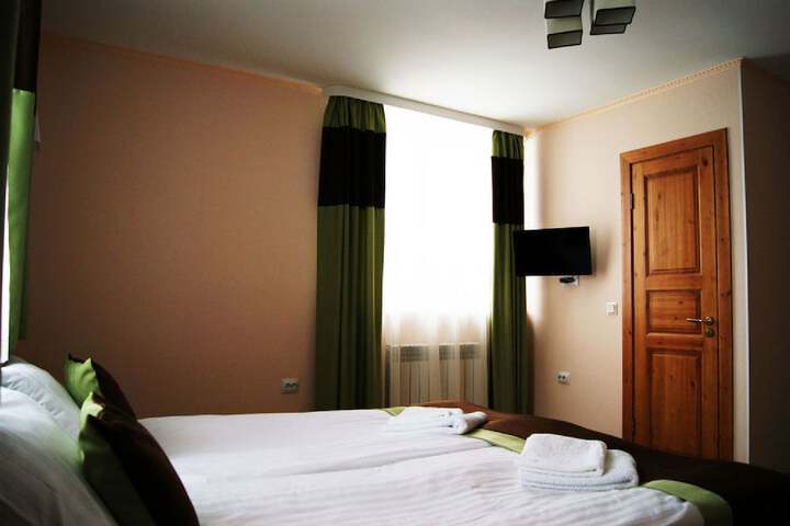 Room 16 of 61