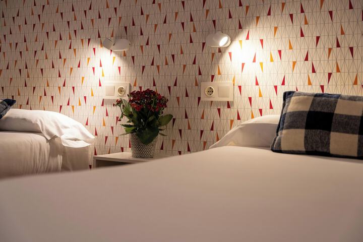 Room 15 of 31