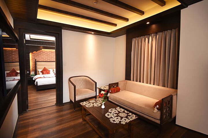 Room 27 of 118