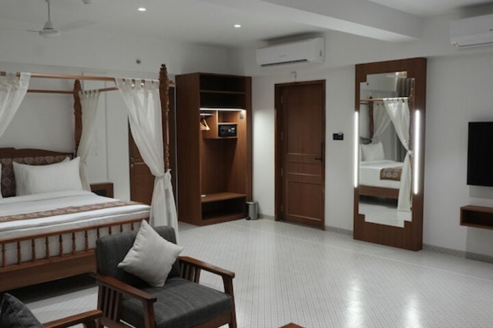 Room 26 of 70