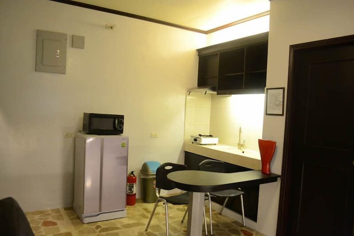 Room 27 of 114