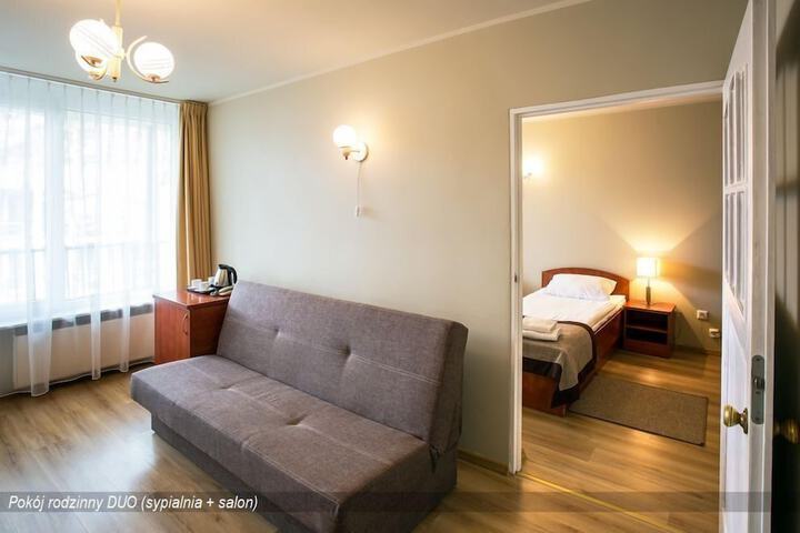 Room 10 of 46