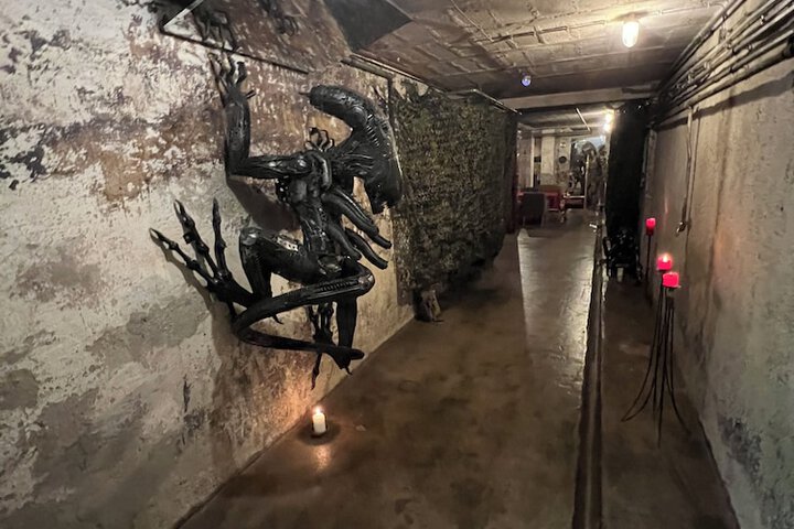 Room 16 of 115