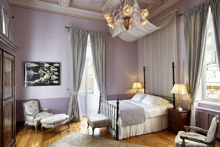 Room 9 of 54