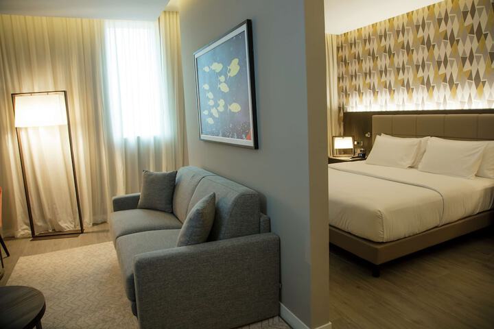 Room 22 of 46