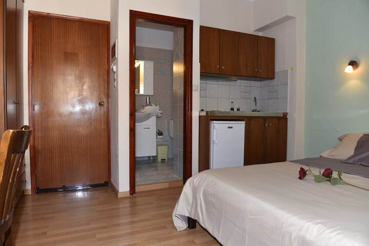 Room 12 of 52