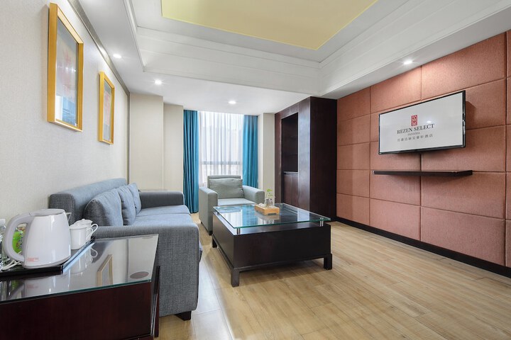 Room 38 of 71