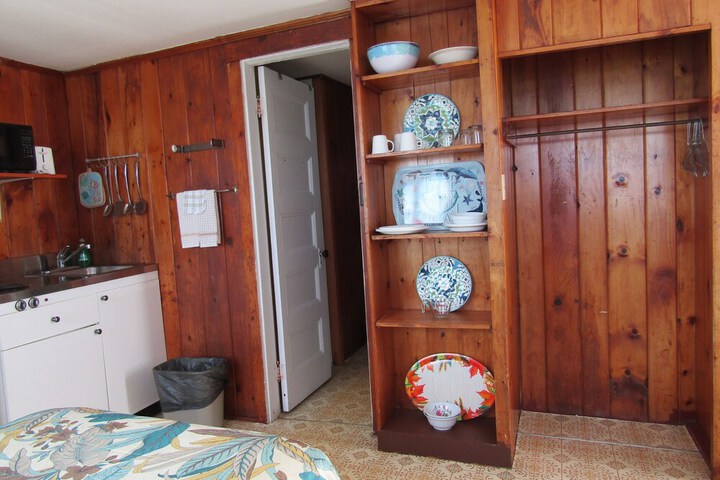 Room 145 of 219