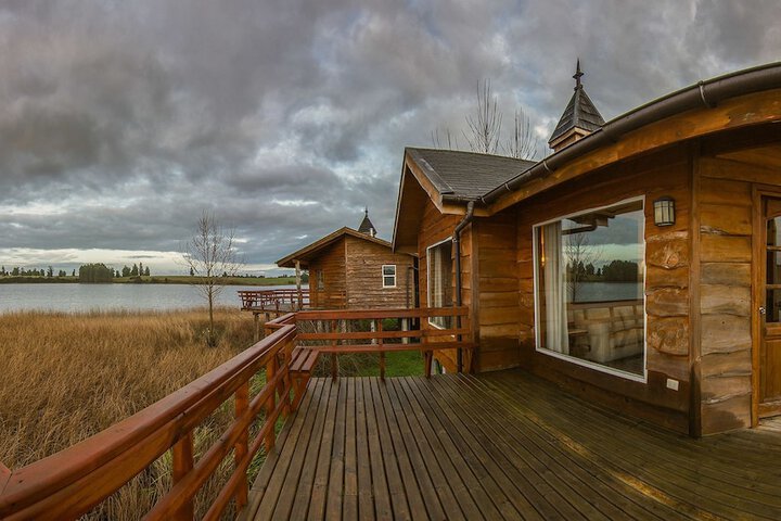 Sundeck 36 of 49