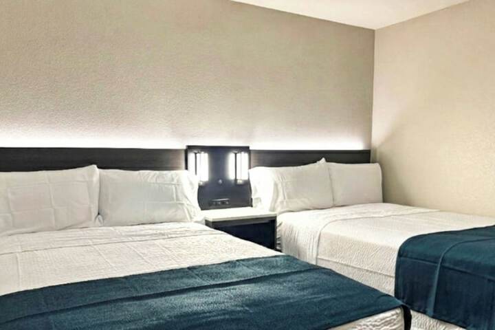 Room 4 of 41