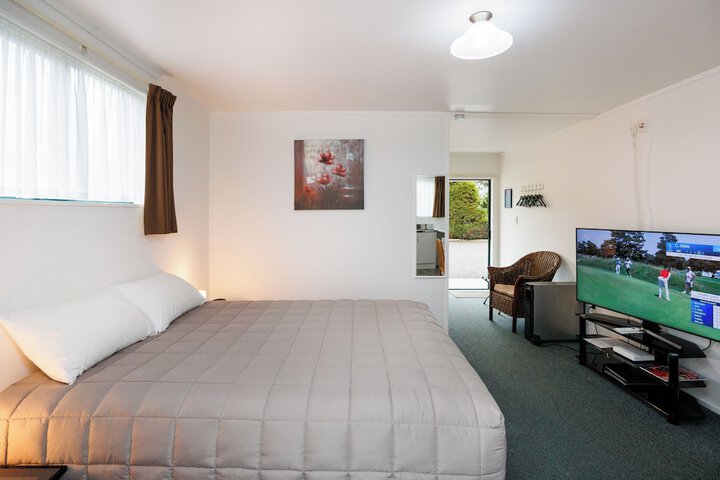 Room 49 of 63