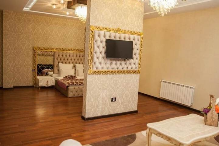 Room 14 of 38
