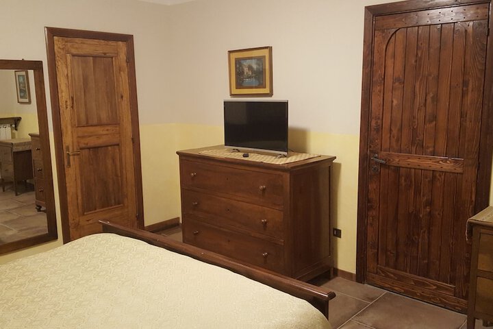 Room 10 of 49