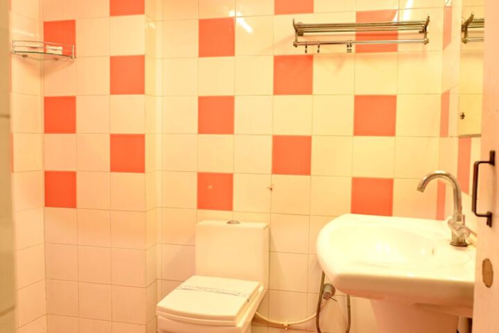 Room 47 of 81