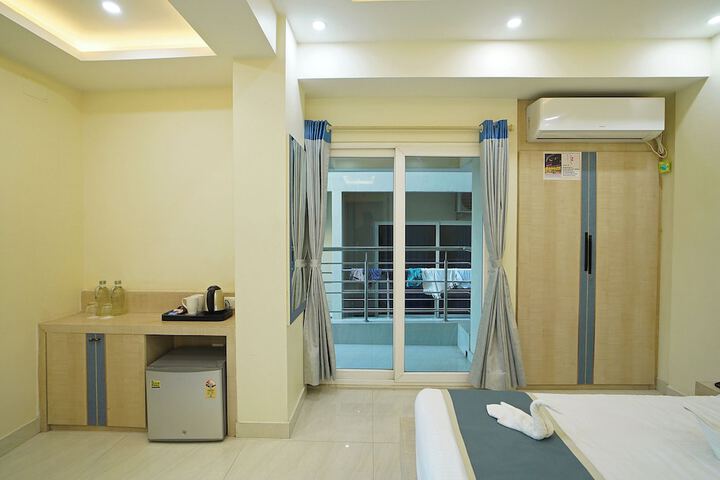 Room 25 of 59