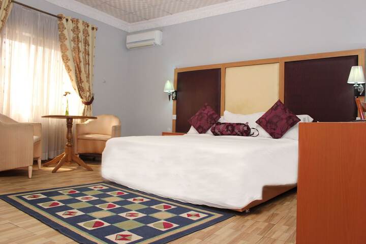 Room 7 of 20