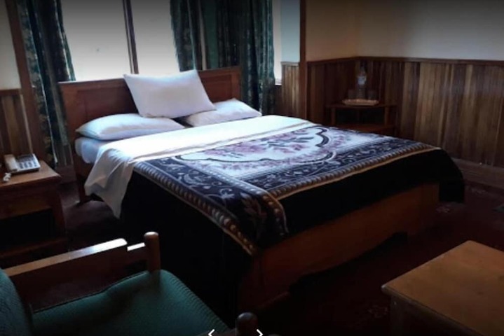 Room 29 of 32