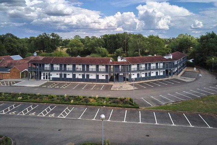 Hotel 33 of 36