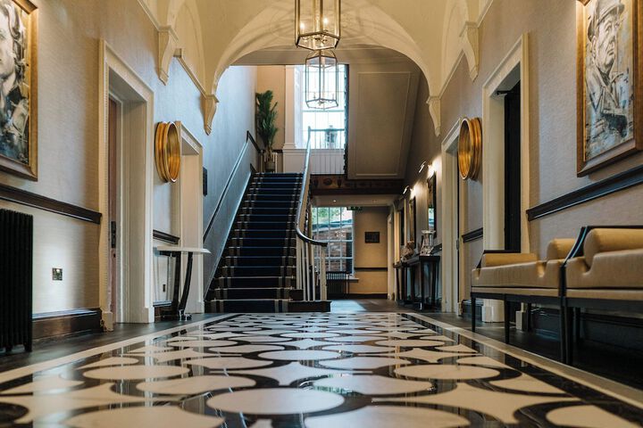 Hotel 5 of 108