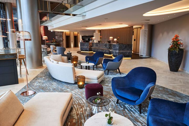 Guest Lobby