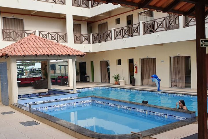 Pool 16 of 21
