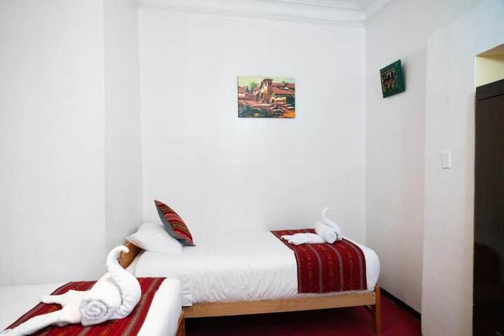 Room 27 of 43
