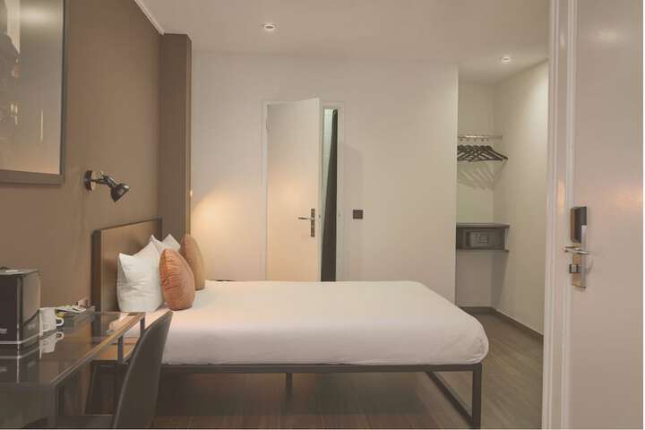 Room 36 of 110