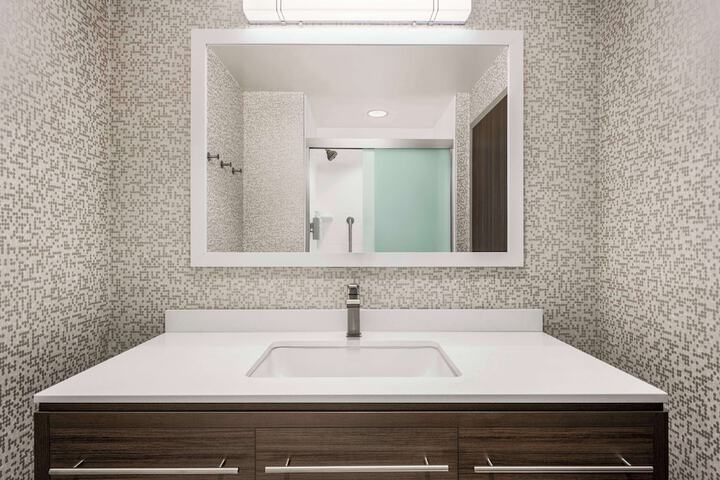 Bathroom shower