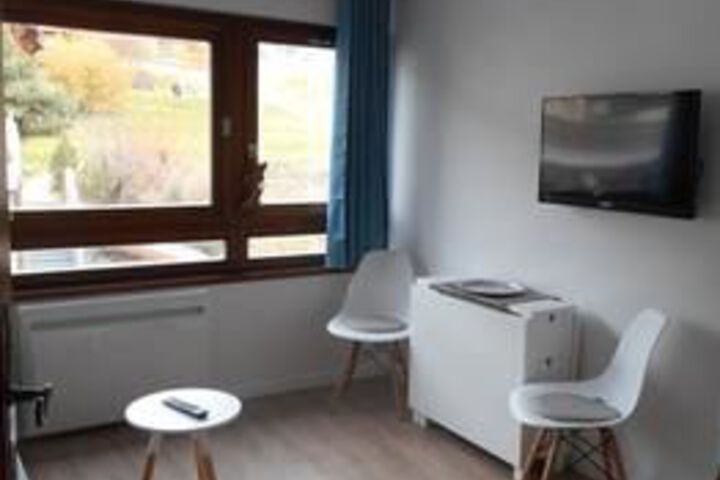 Room 15 of 17