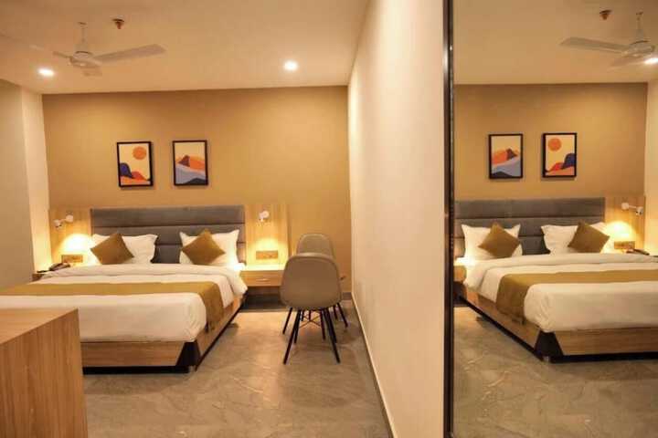 Room 10 of 44
