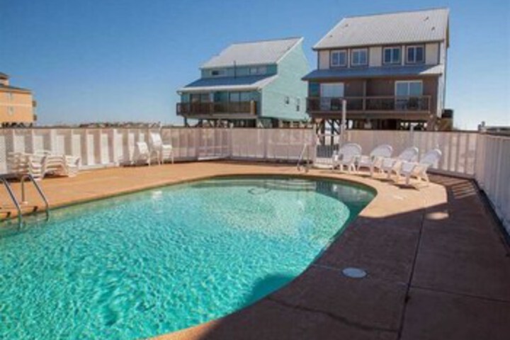Beach Axis W by Meyer Vacation Rentals in Gulf Shores, AL