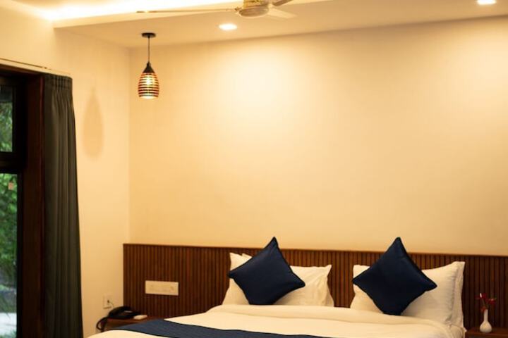 Room 8 of 21