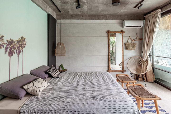 Room 5 of 30