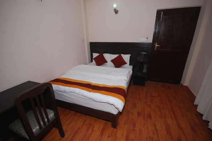 Room 13 of 47